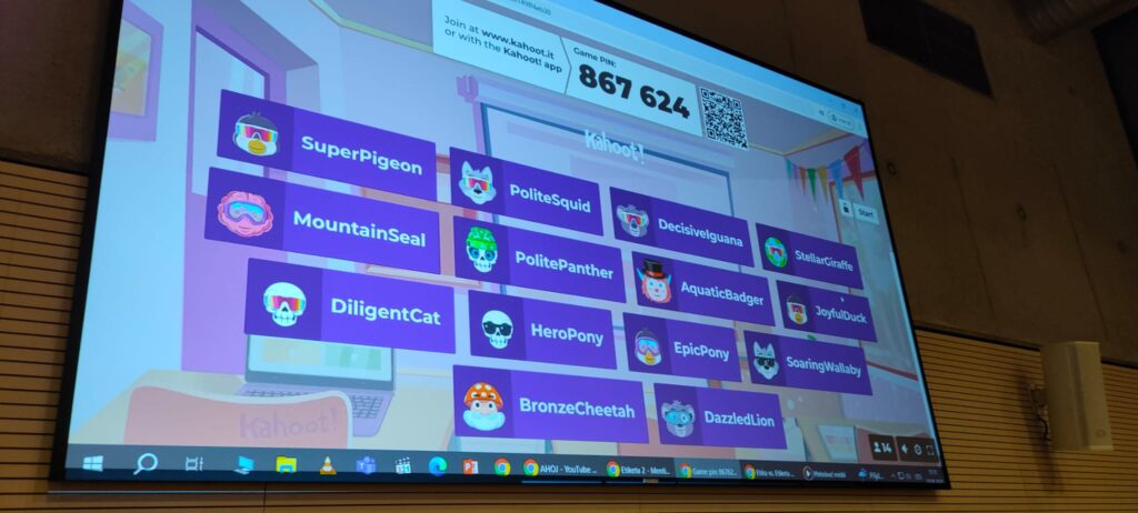 úvodní fotografie aplikace Kahoot s přihlášenými žáky